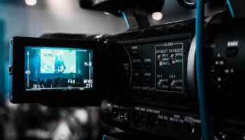 VIDEO MARKETING STRATEGIES TO EXPAND YOUR AD REACH  & GROW ONLINE